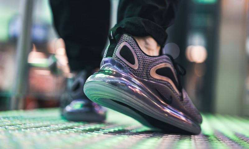 Air max 720 northern lights best sale on feet